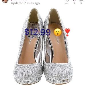 ANDIAMO Spectacular Sexy Silver Metallic Stiletto Platform Heels🔥🔥🔥